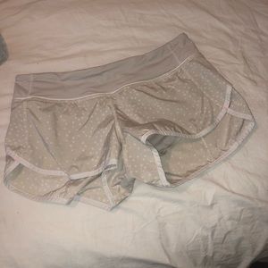 Lulu Lemon Speed Up Short!